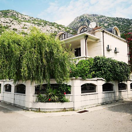 Villa Teuta リサン エクステリア 写真